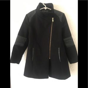 Child’s size 7 coat